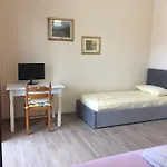 Stanze Private In Villa